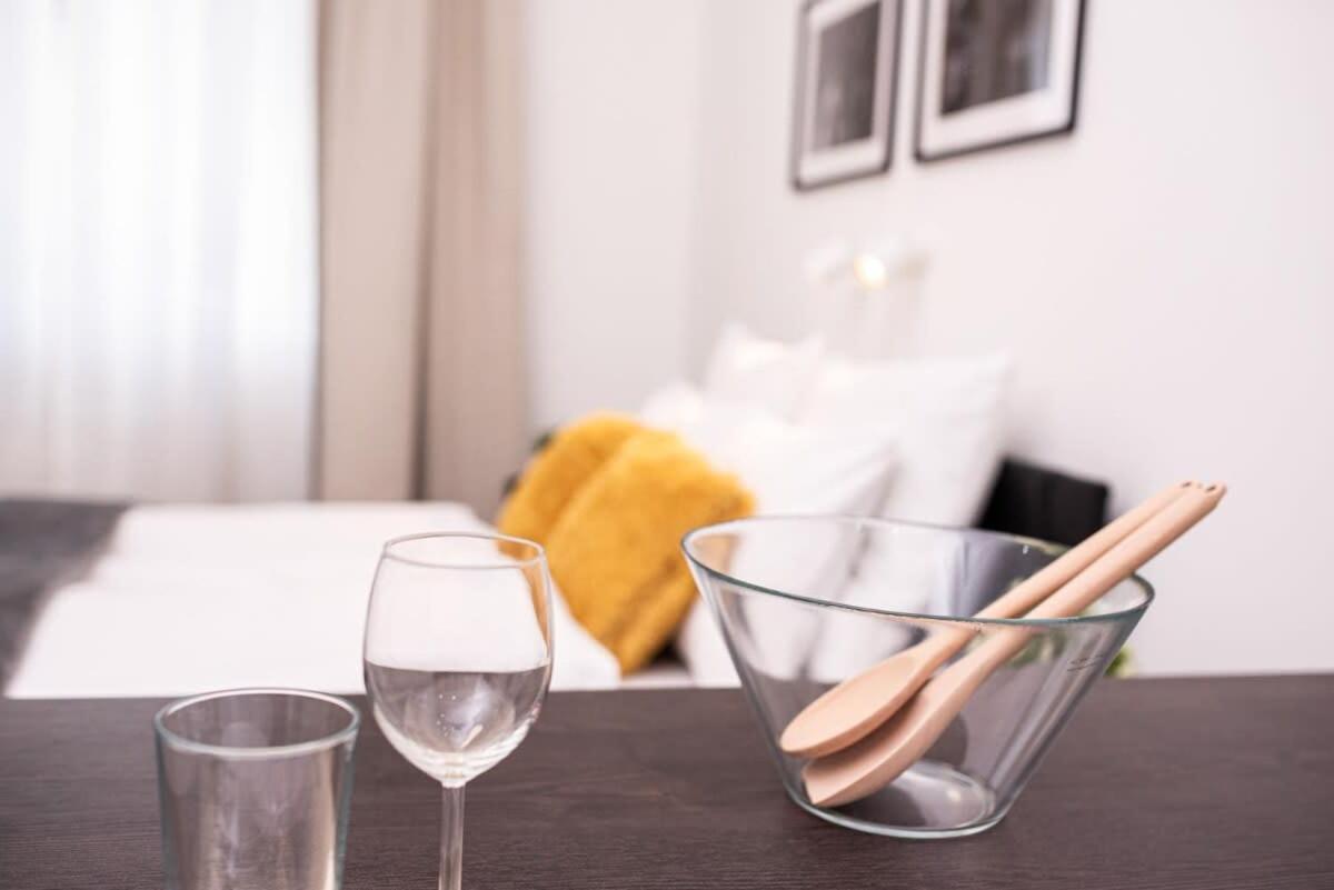 Charming Studio At Downtown 부다페스트 외부 사진