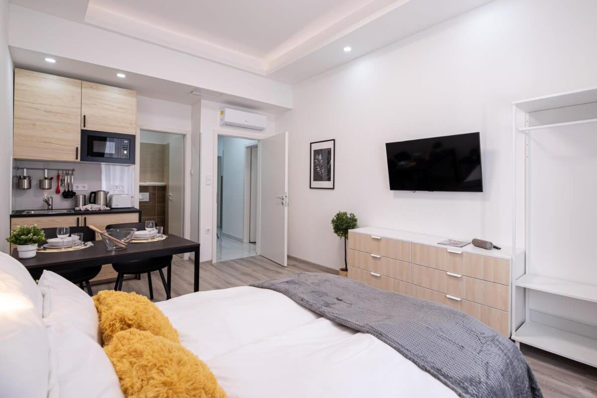 Charming Studio At Downtown 부다페스트 외부 사진